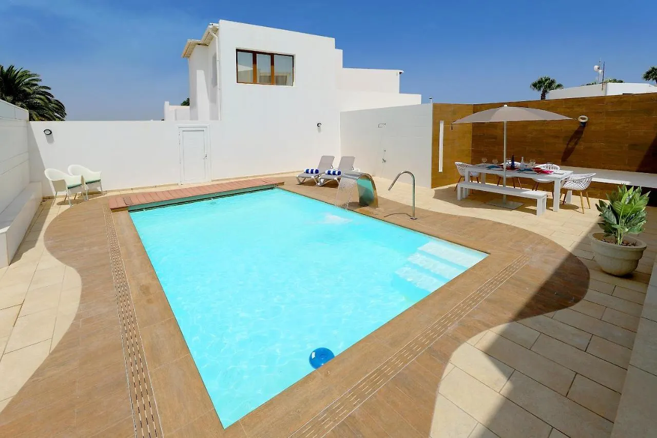 Tisalaya Puerto Del Carmen Lanzarote Tias